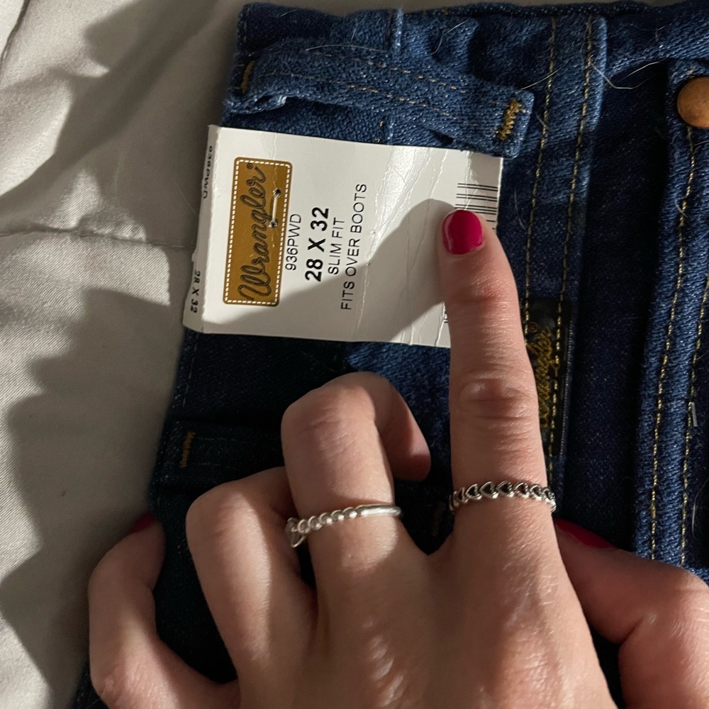 Wrangler Dark Wash Women’s Slim Fit Bootcut Jeans